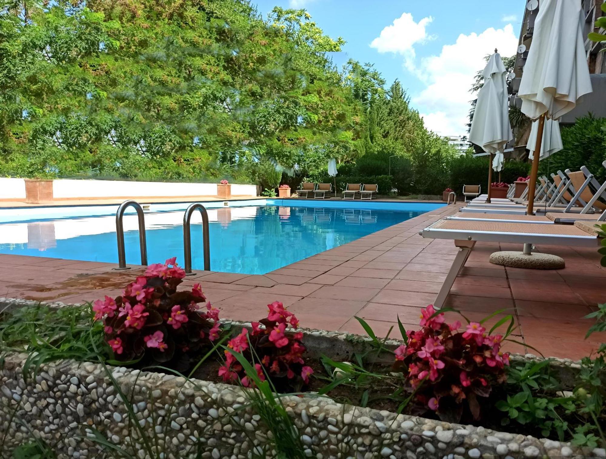 Appartamento Aurelia Antica Terrace Free Pool And Parking